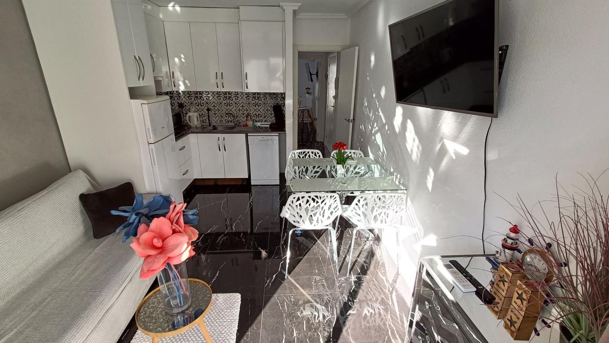 Apartamento Inez Торевиеха Екстериор снимка