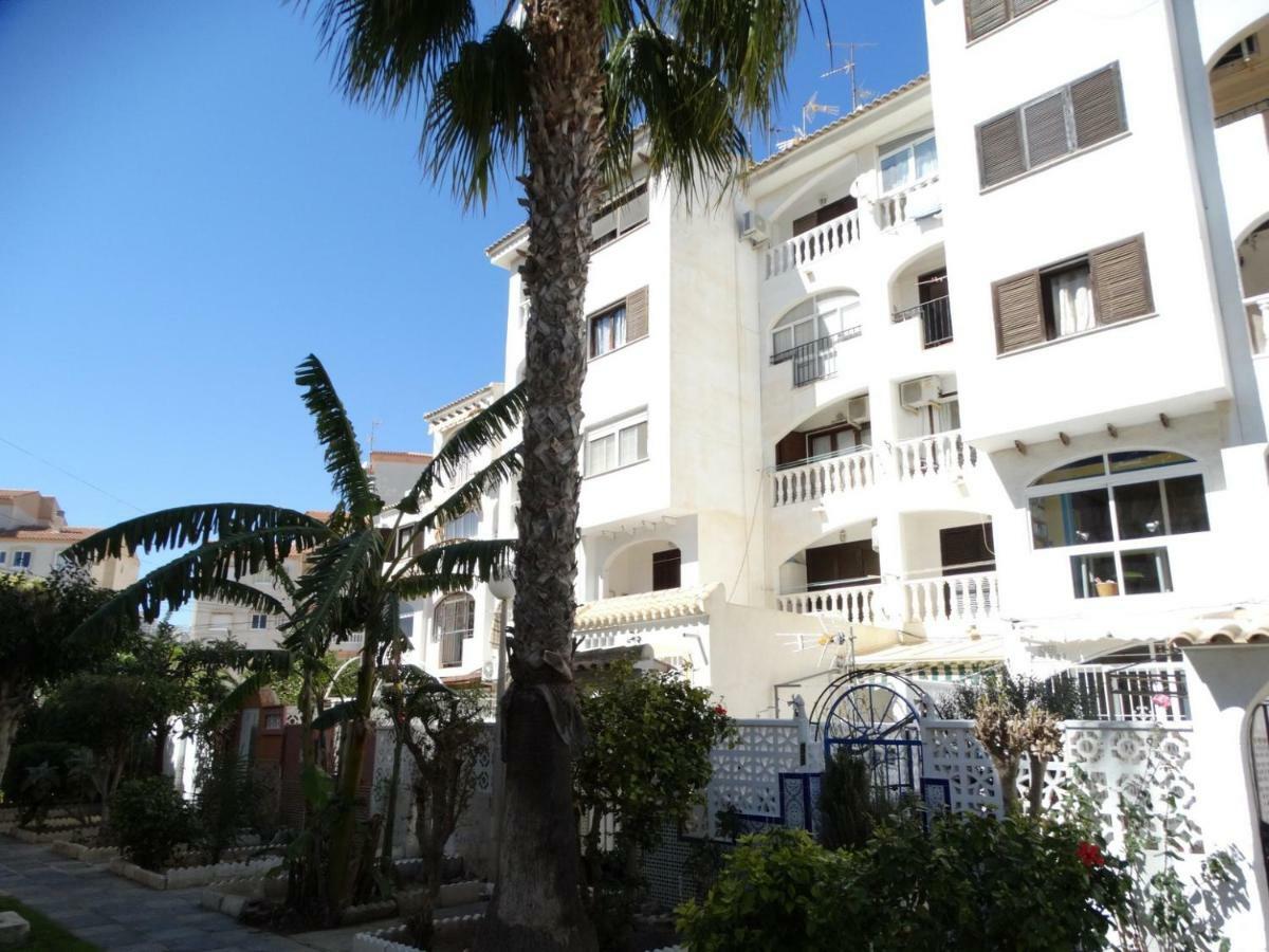 Apartamento Inez Торевиеха Екстериор снимка